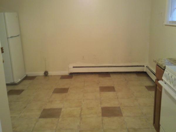 Building Photo - 10 Wait St