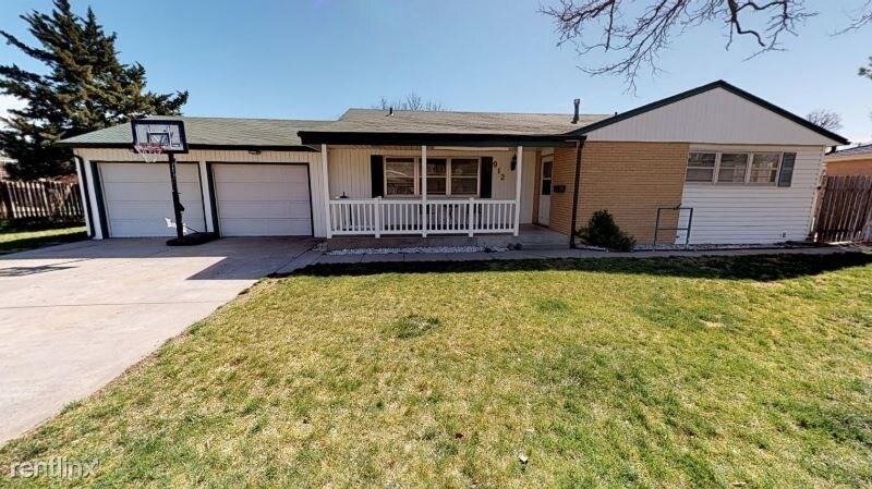 Foto principal - 4 br, 3 bath House - 912 Anderson St.