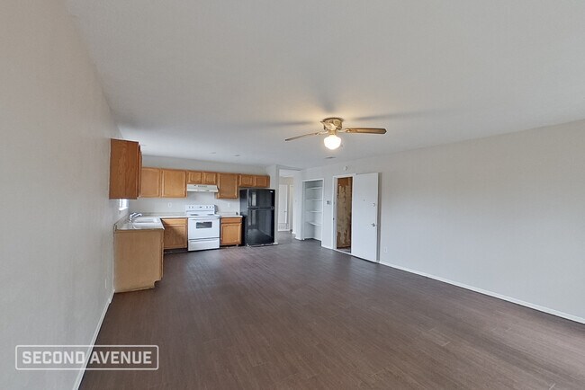 Foto del edificio - 9124 Pinehaven Dr