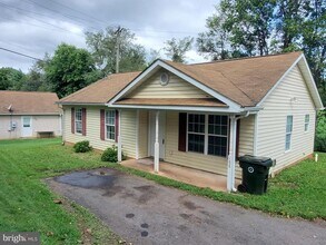 Building Photo - 188 Aberdeen Dr