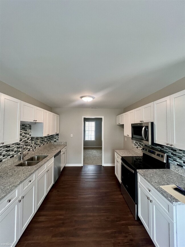 Building Photo - 3 br, 2.5 bath House - 403 Whitehall Ct