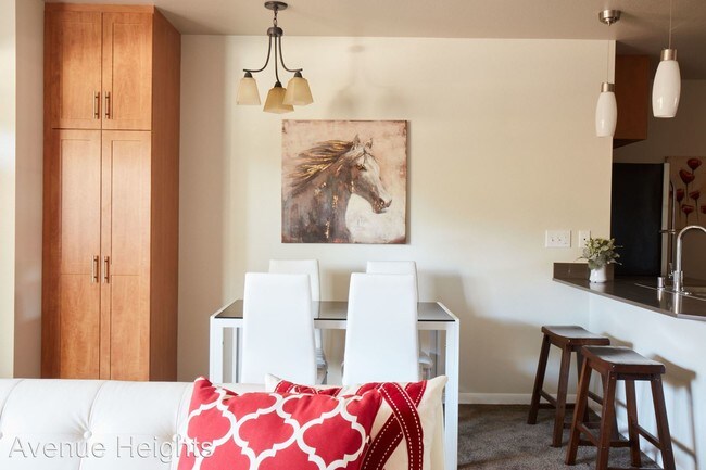 Foto del edificio - 2 br, 1 bath Apartment - 90 Second Street
