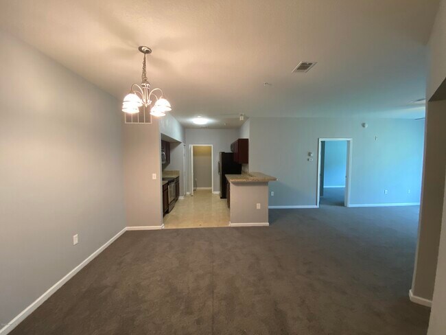 Building Photo - 6916 Ortega Woods Dr