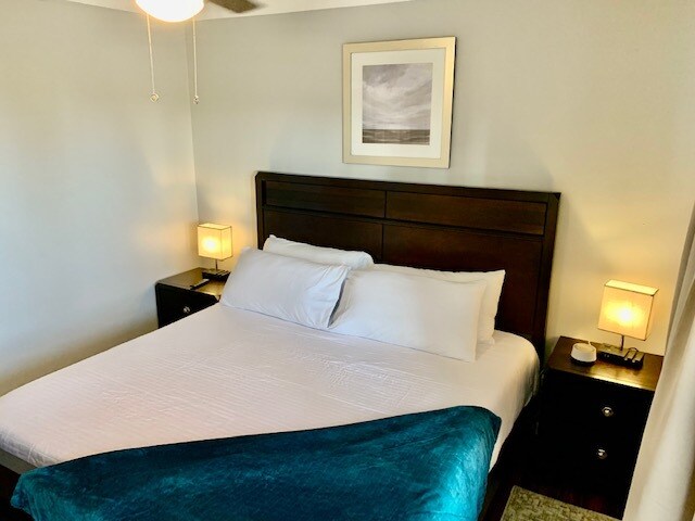 Upper King Bedroom - 1140 Marina Bay Dr