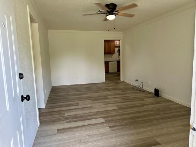 Foto del edificio - 530 Edgebrook Dr
