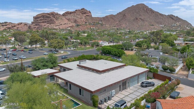 Foto del edificio - 4912 N 45th St