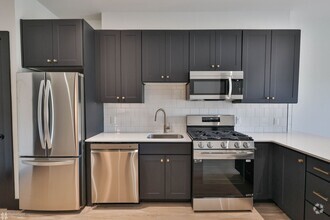 Building Photo - 41 Larry Holmes Dr
