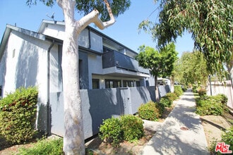 Building Photo - 4192 Marlton Ave