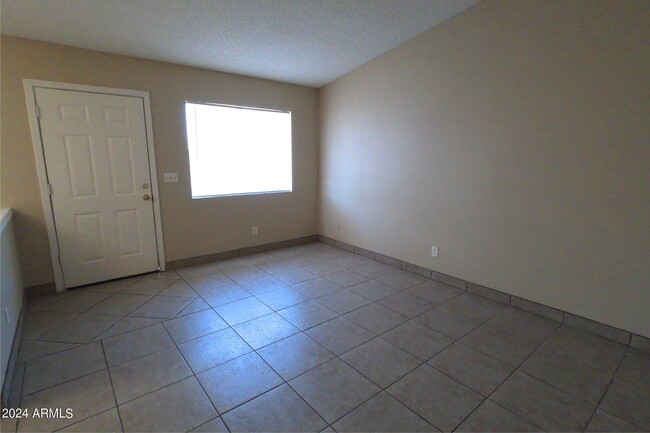 Building Photo - 4722 E Caballero St