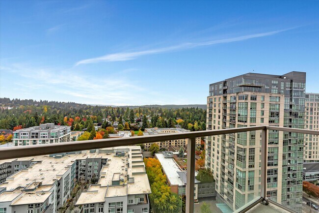 Building Photo - 10650 NE 9th Pl
