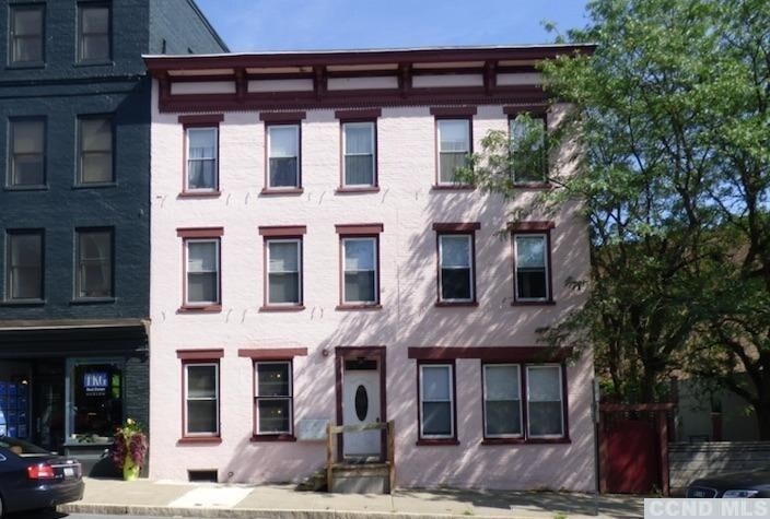 Primary Photo - 40-42 S Front St