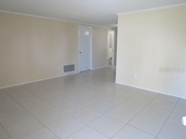 Foto del edificio - 6808 Roosevelt Dr
