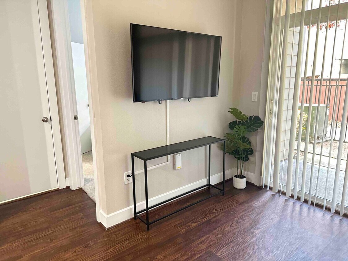 Foto del edificio - 12848 Queensbury Ln