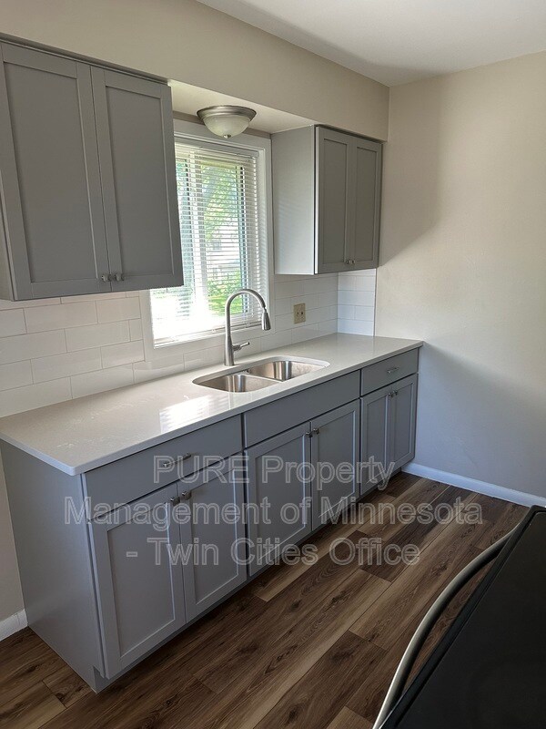 Foto del edificio - 10984 Hanson Blvd NW