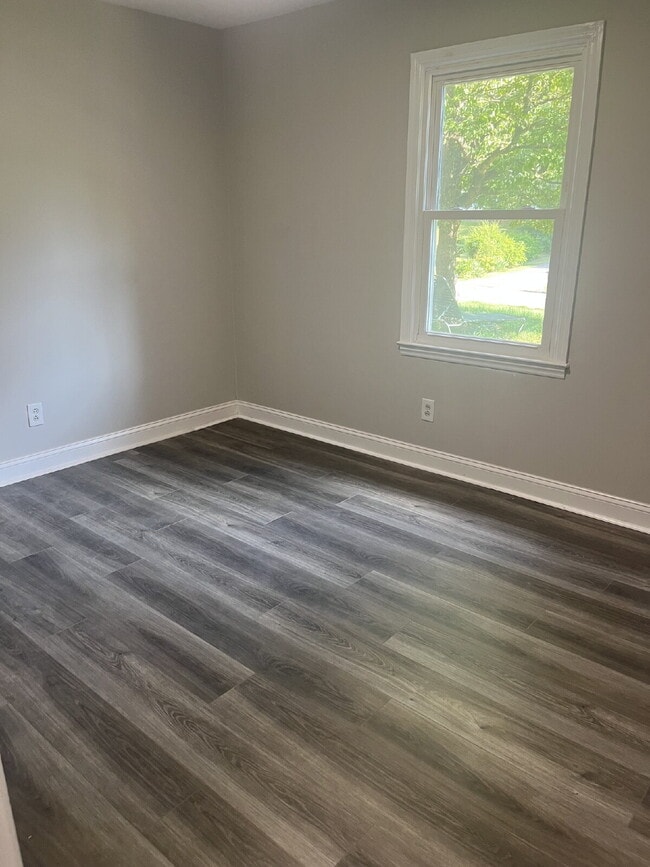Building Photo - Newly Renovated 3-Bed Oasis with 2 Full Baths in Winston-Salem – Your Perfect Home Awaits!