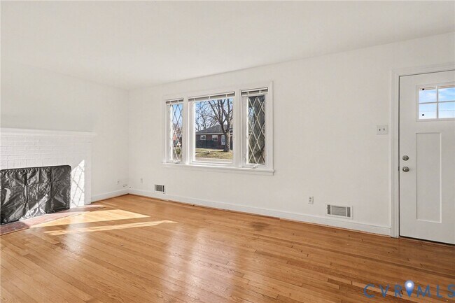 Foto del edificio - 1342 Evergreen Ave