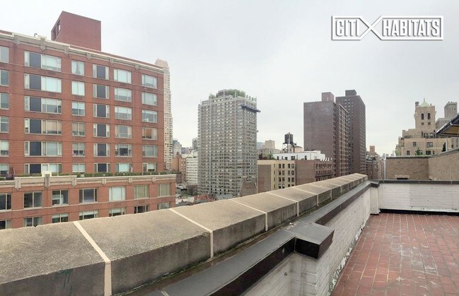 Foto del edificio - 311 E 72nd St