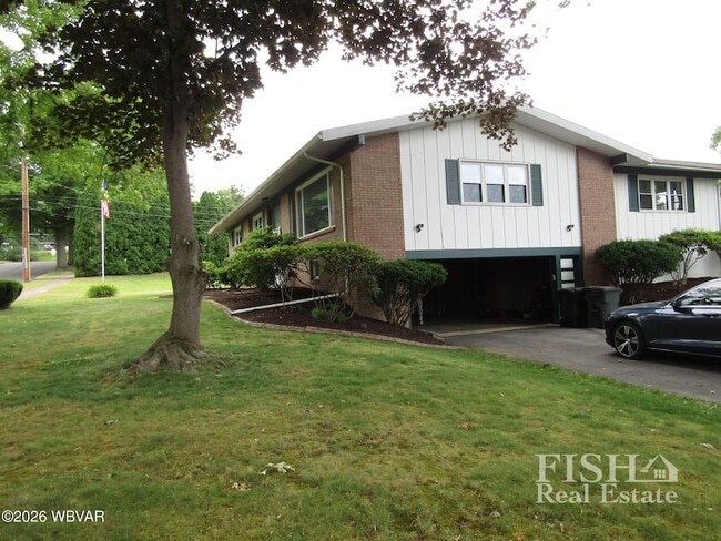 Building Photo - 1820 Shiffler Ave