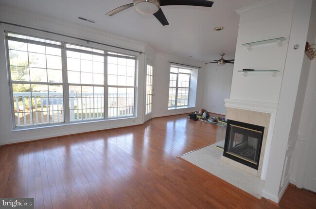 Foto del edificio - 46891 Eaton Terrace