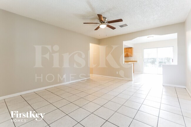 Foto del edificio - 802 Briarcliff Dr