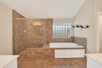 Building Photo - 3718 Main Aspen Dr