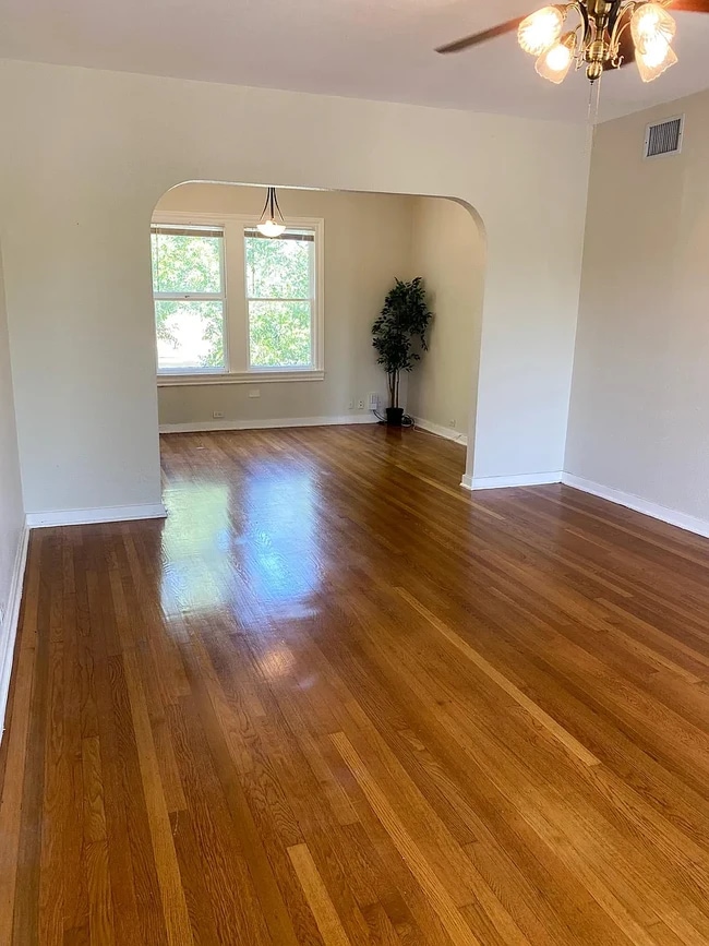 Dining room view from living room - 2053 W Gramercy Pl