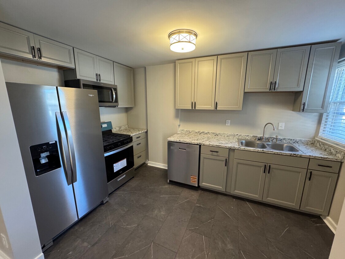 cocina - 1210 Dennison Ave