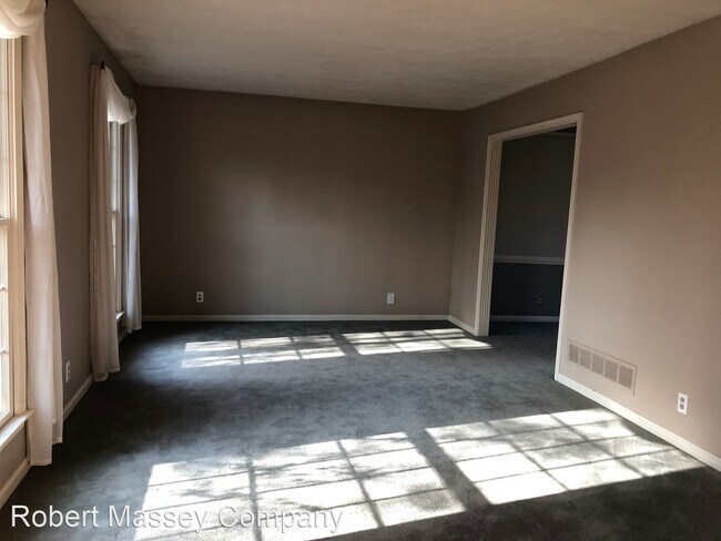 Foto del edificio - 4 br, 2.5 bath House - 422 Timberlake Trail