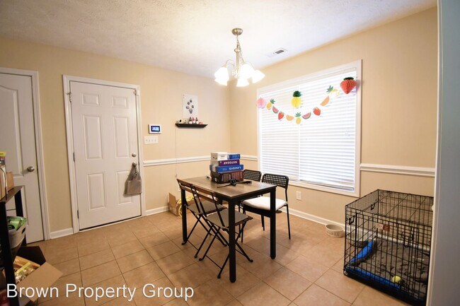 Building Photo - 3 br, 2 bath House - 214 Cross Creek Dr