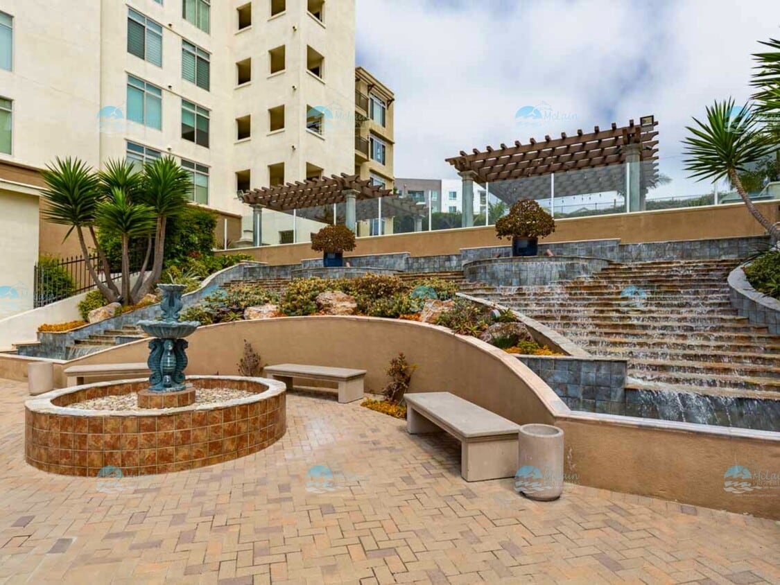Primary Photo - 1019 Costa Pacifica Way