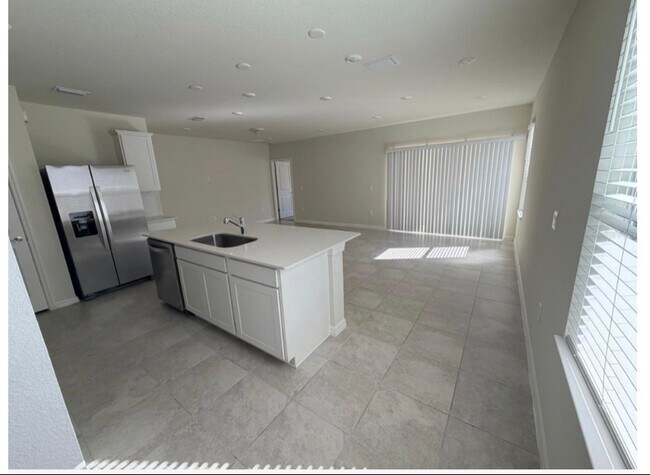 Foto del edificio - 3845 Blue Vale Dr