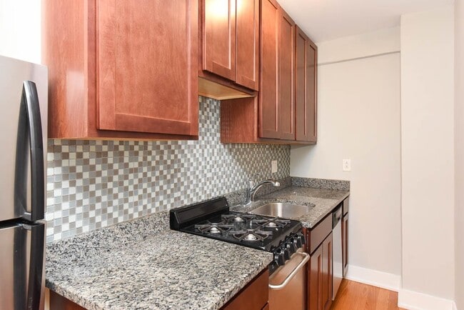 Foto del edificio - 430 W Roscoe St