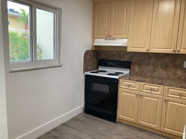 Foto del edificio - 7850 Camino Real