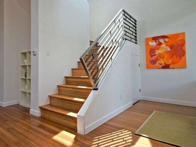 Foto del edificio - Modern Matthew's Beach Home