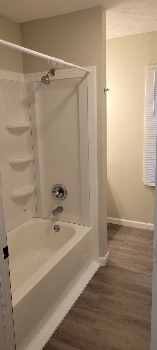 baño del segundo piso - 1109 Chester St