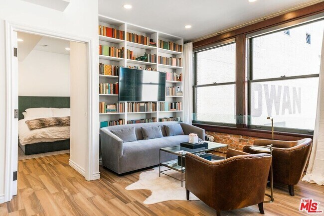 Foto del edificio - 460 S Spring St
