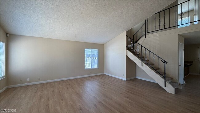 Foto del edificio - 6368 Spring Meadow Dr