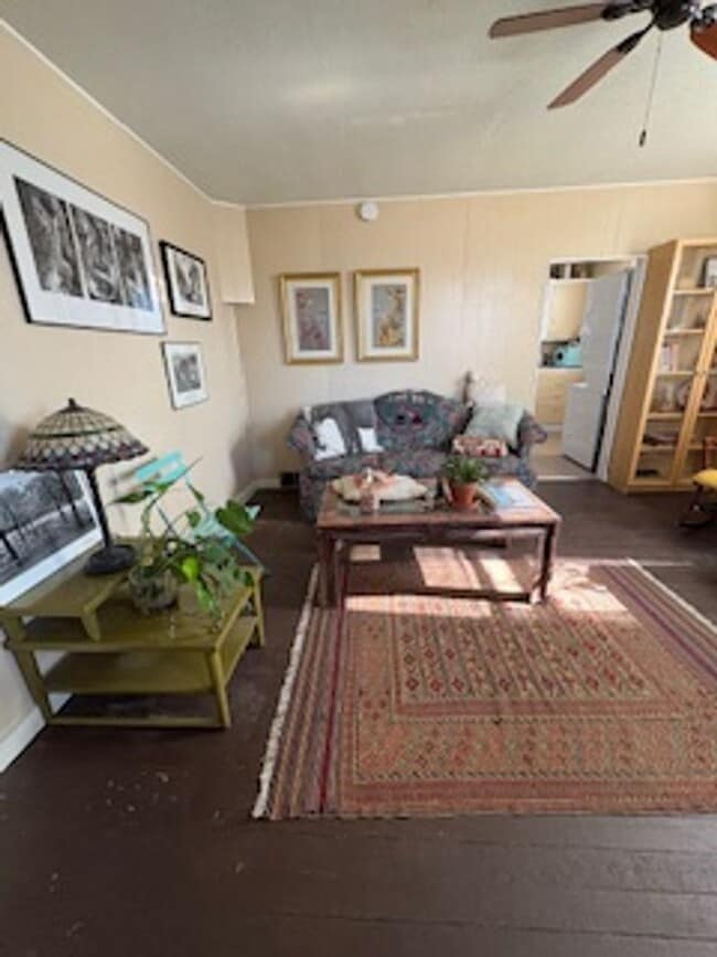 Foto del edificio - 2 Bedroom Single Family Home