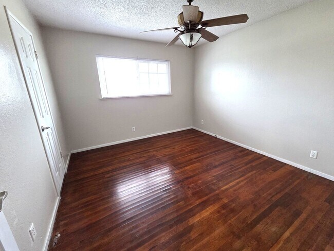 Foto del edificio - Charming 3 Bedroom 2 Bath Home