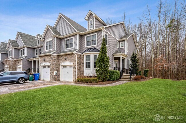 Foto del edificio - 2 Gonzalez Dr