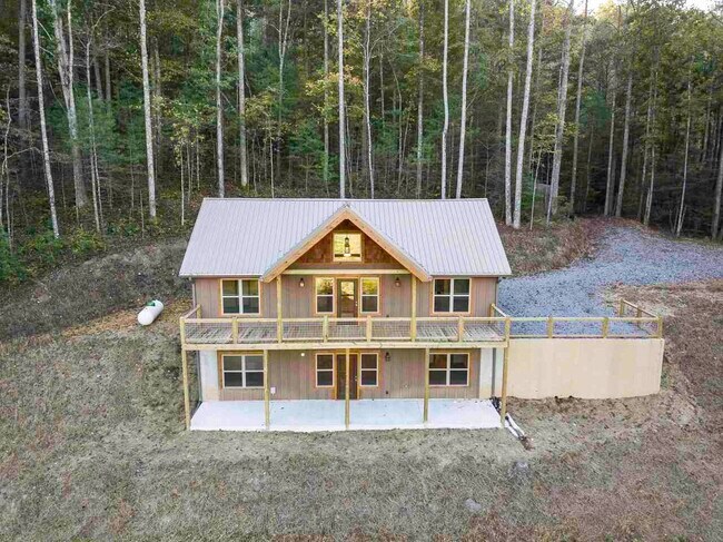 Building Photo - 259 Buck Creek Trl