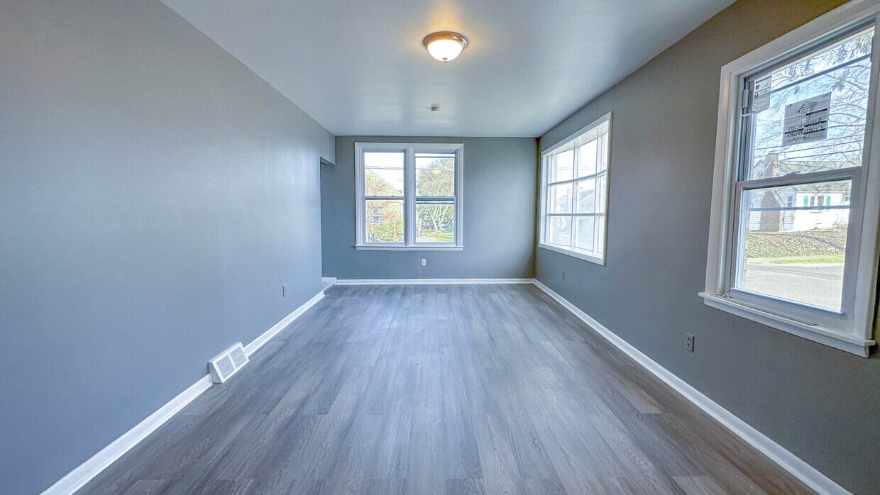 101 3rd Ave, Mount Ephraim, NJ 08059 House for Rent in Mount Ephraim