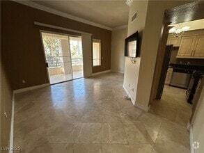 Building Photo - 260 E Flamingo Rd
