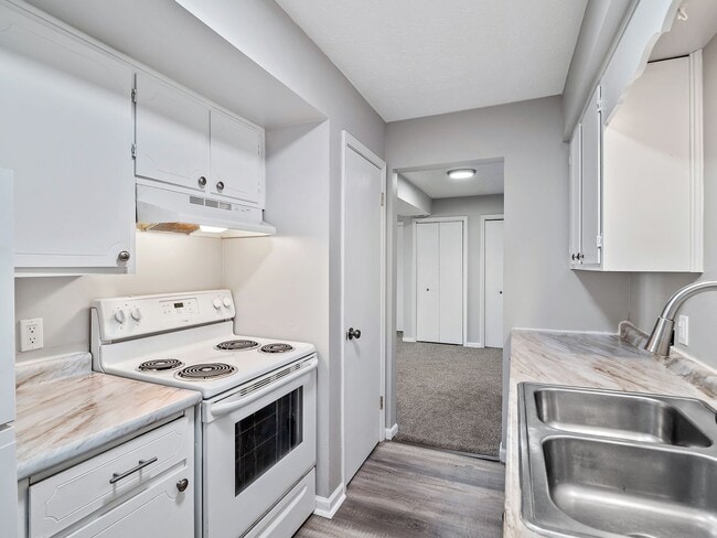 Interior Photo - Grant Street Apartments
