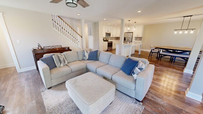 Foto del edificio - 103 Hillock Dr