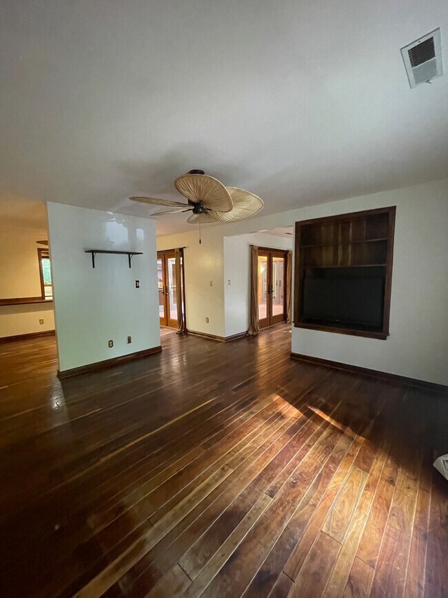 Foto del edificio - 94 Wildwood Dr