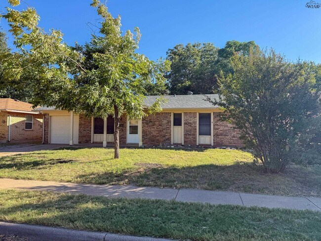 Foto del edificio - 5011 Rock Point St