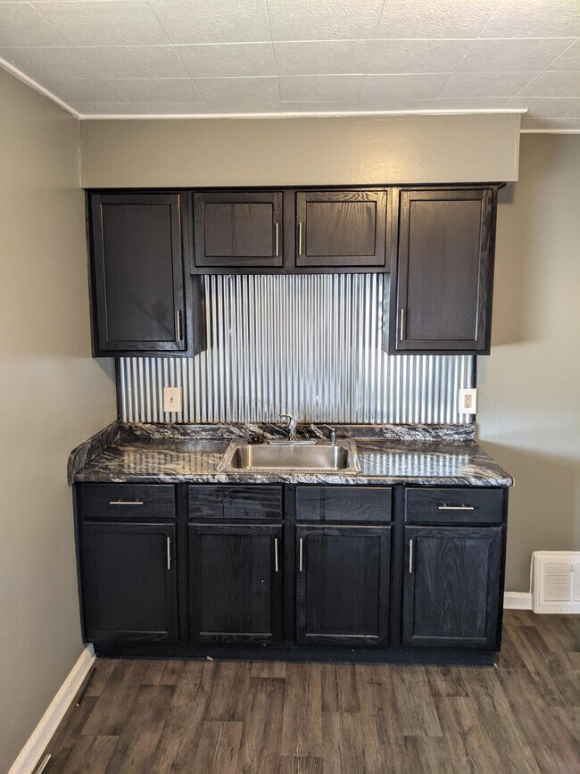 Foto del edificio - 1764 Mill St