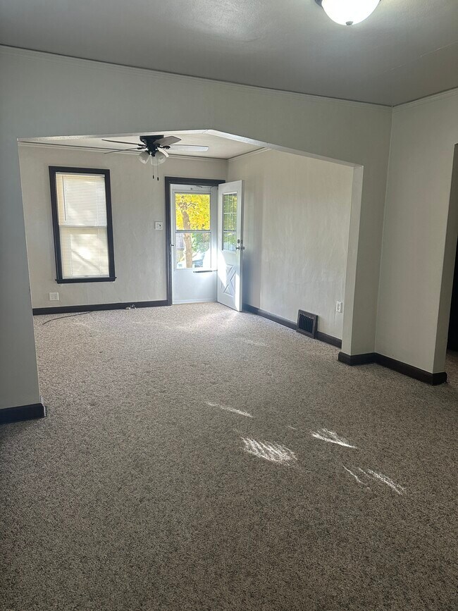 Foto del edificio - 1914 Garfield Ave