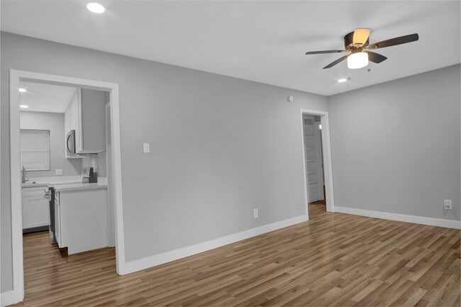 Building Photo - 11707 Segrest Dr